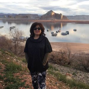 Meet your Posher, Nina